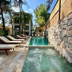  Apartment Esmahan Forest And Pool By Zehra